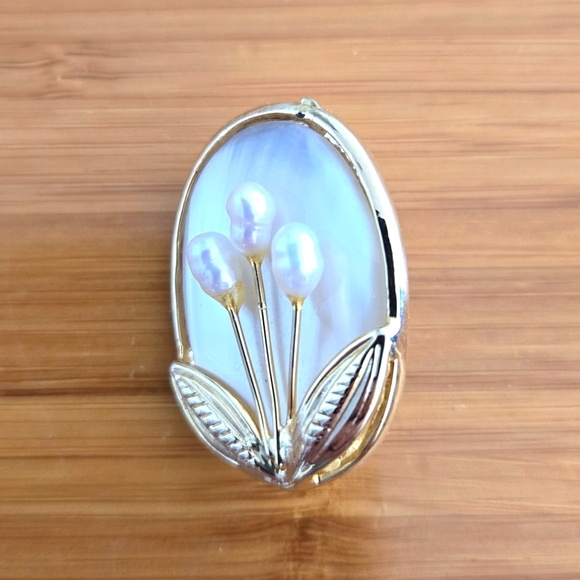 Vintage pearl brooch - Picture 3 of 3